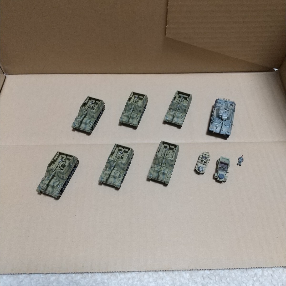 1/144 フンメル重自走榴弾砲 WWⅡ ドイツ軍 重自走砲中隊 1/144 フンメル重自走榴弾砲 WWⅡ ドイツ軍 重自走砲中隊