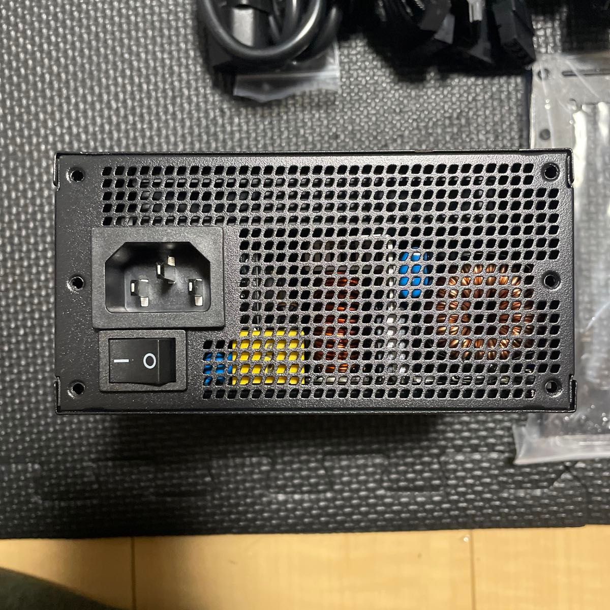 THERMALRIGHT TR-TGFX850 SFX 850W 80PLUS GOLD認証 動作品 THERMALRIGHT TR-TGFX850 SFX 850W 80PLUS GOLD認証 動作品