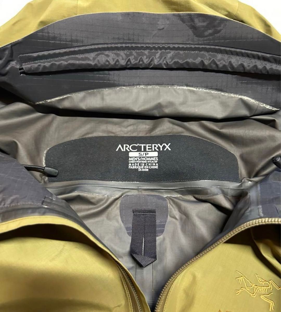 名作 ARC'TERYX × BEAMS 別注 BETA SL Sサイズ 15 カーキ|Yahoo 名作 ARC'TERYX × BEAMS 別注 BETA SL Sサイズ 15 カーキ|Yahoo
