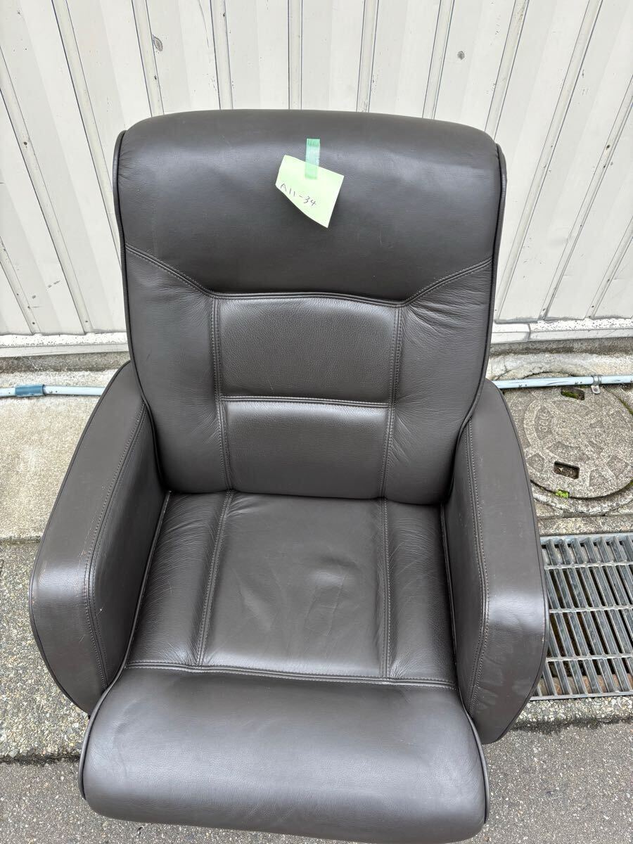 A11- 34 【現状品】karimoku カリモク　XS1200 本革張　デスクチェア　椅子　中古品　汚れ剥がれあり　H950W650D750