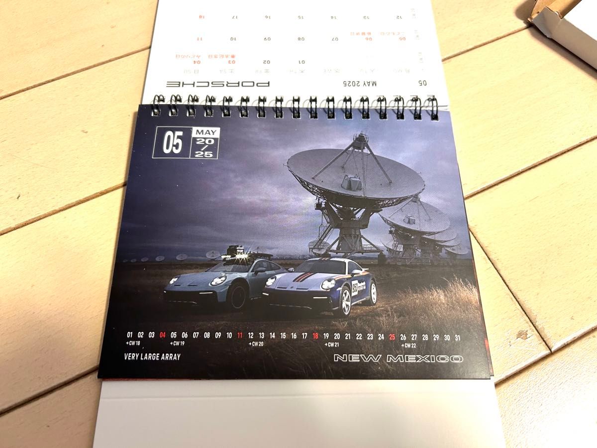 ポルシェ 純正 2025年 卓上カレンダー PORSCHE カレンダー 2025 ポルシェ 純正 2025年 卓上カレンダー PORSCHE カレンダー 2025