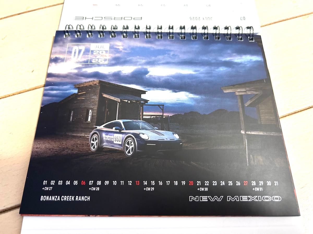 ポルシェ 純正 2025年 卓上カレンダー PORSCHE カレンダー 2025 ポルシェ 純正 2025年 卓上カレンダー PORSCHE カレンダー 2025