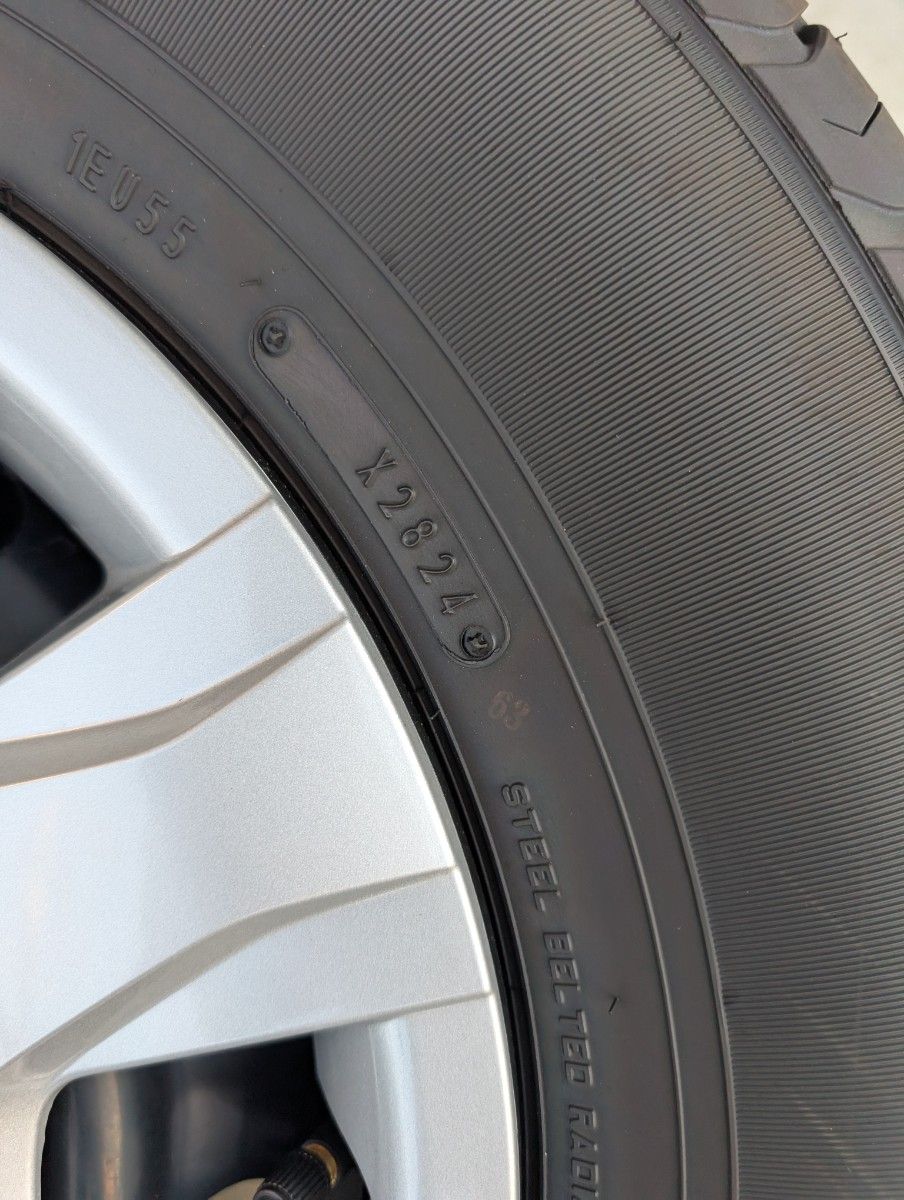 ハイエース 200系 純正ホイール タイヤ 新車外し 2024 195/80 ハイエース 200系 純正ホイール タイヤ 新車外し 2024 195/80