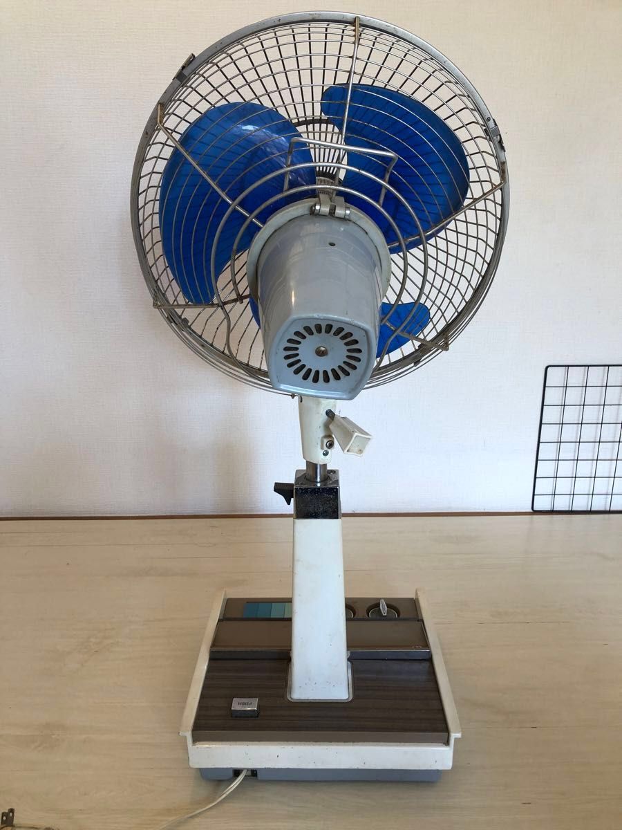 National 扇風機 F-30MM 昭和レトロ レトロ扇風機 当時物 National 扇風機 F-30MM 昭和レトロ レトロ扇風機 当時物