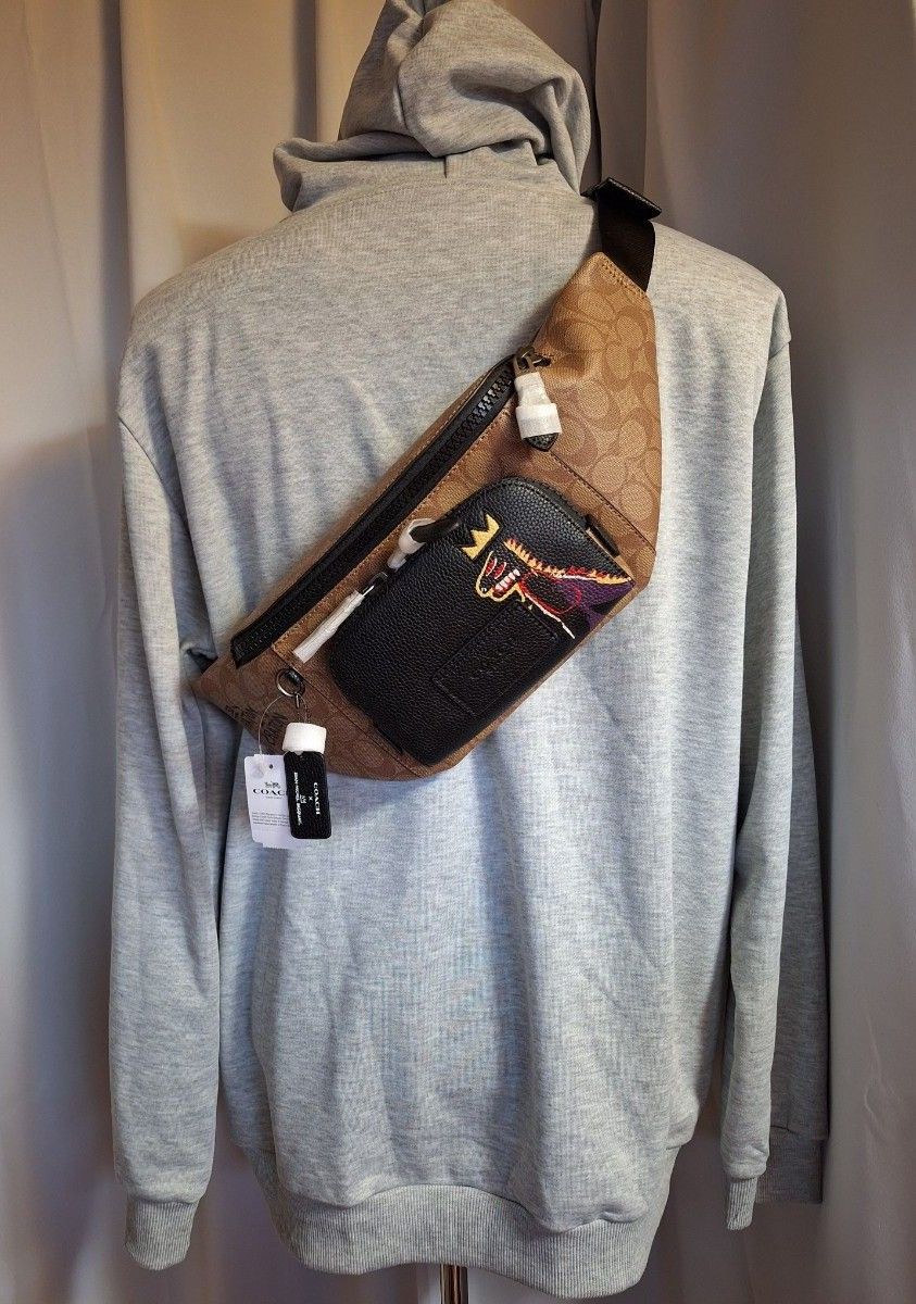 新品 COACH コーチ x バスキア コラボ ボディバッグ ウエスト 新品 COACH コーチ x バスキア コラボ ボディバッグ ウエスト