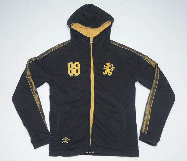 上品なファッション umbro(アンブロ)/スウェットスーツ・フード付スウェット上下 その他