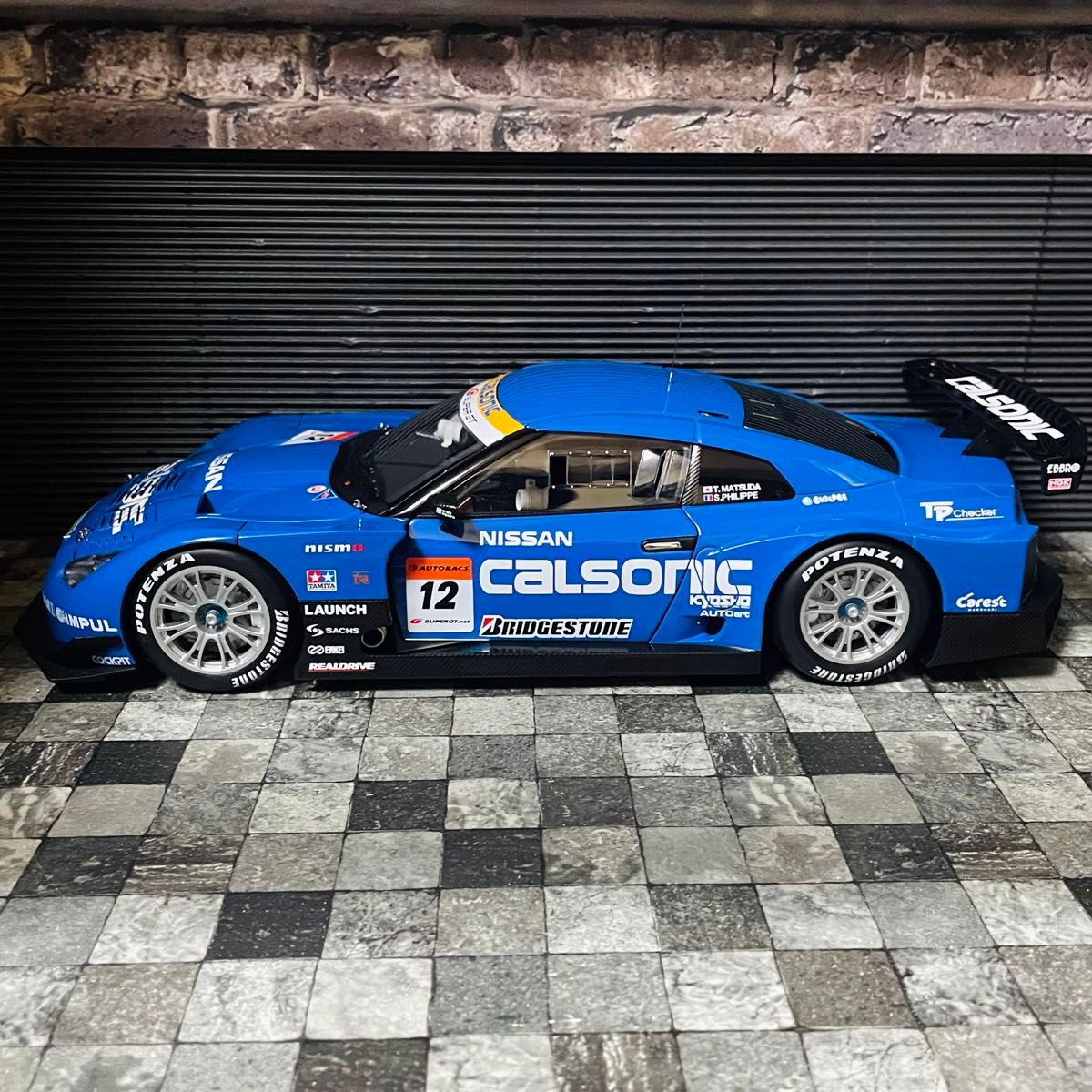 1/18 AUTOart CALSONIC IMPUL GT-R 2008|Yahoo!フリマ(旧 1/18 AUTOart CALSONIC IMPUL GT-R 2008|Yahoo!フリマ(旧