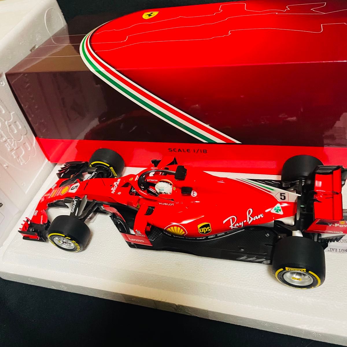 1/18 BBR フェラーリ SF71H セバスチャン・ベッテル 2018 1/18 BBR フェラーリ SF71H セバスチャン・ベッテル 2018