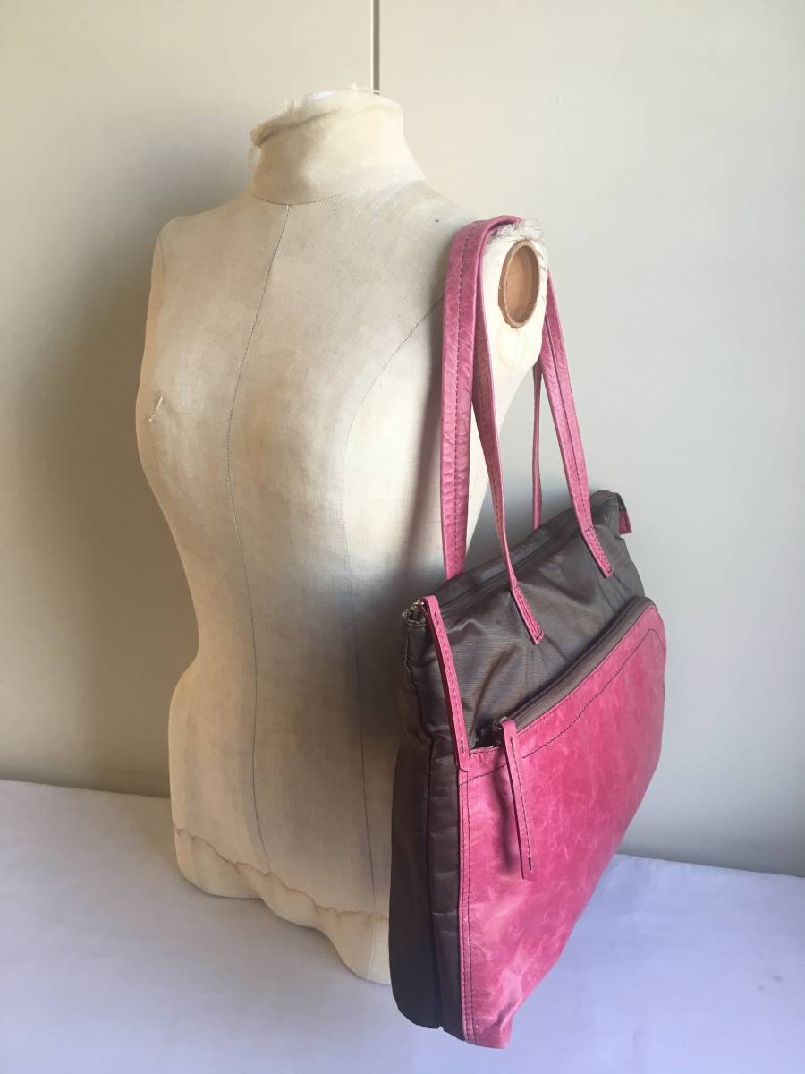  прекрасный товар *ARUKAN by TAKAYA Alkane нейлон × кожа большая сумка сумка на плечо плечо .. возможность розовый кожа *