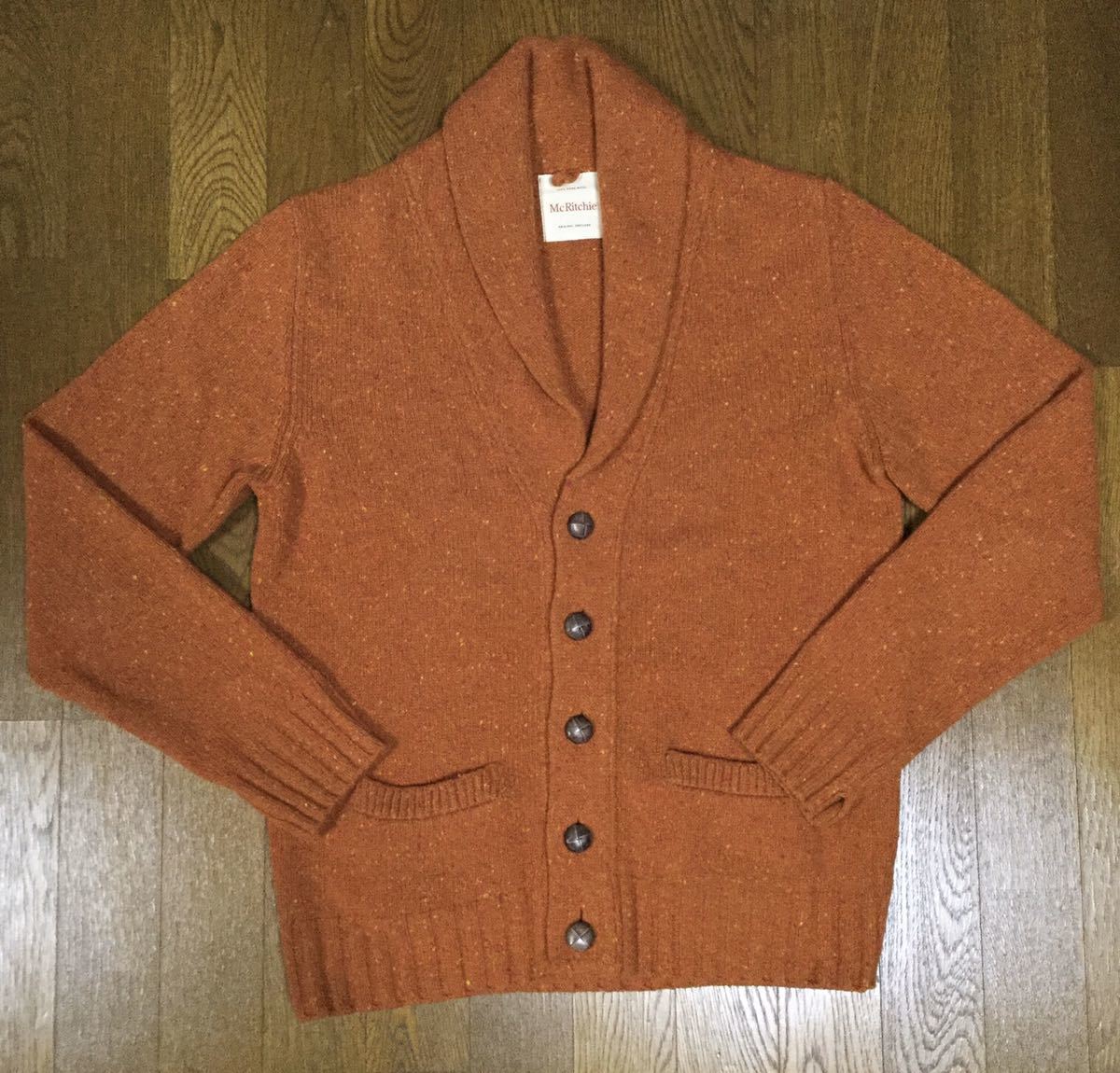 未使用品】 カーディガン 革ボタン メリノウール シェットランド産 美