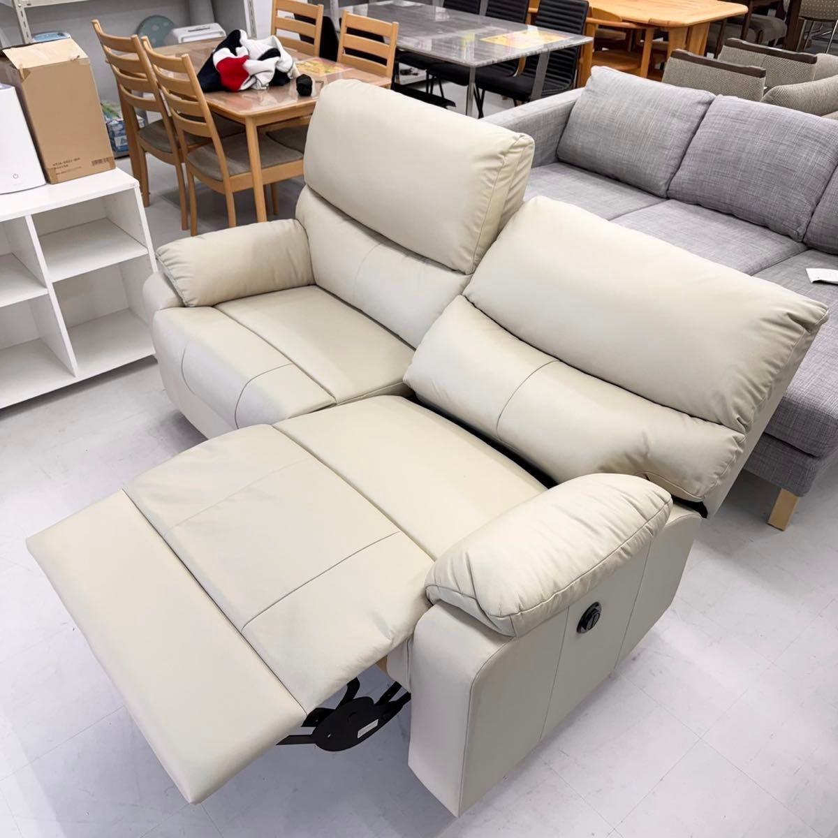 お取引中: 値下げ ニトリ電動ソファー - 3人掛けソファ お取引中: 値下げ ニトリ電動ソファー - 3人掛けソファ
