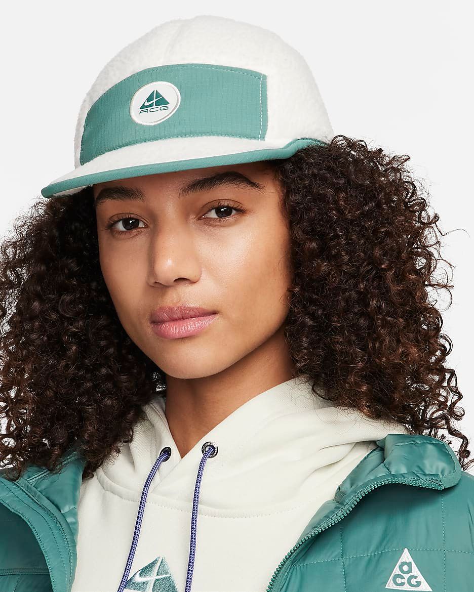 新品 L/XL Nike フライアンストラクチャード ACG キャップ 新品 L/XL Nike フライアンストラクチャード ACG キャップ