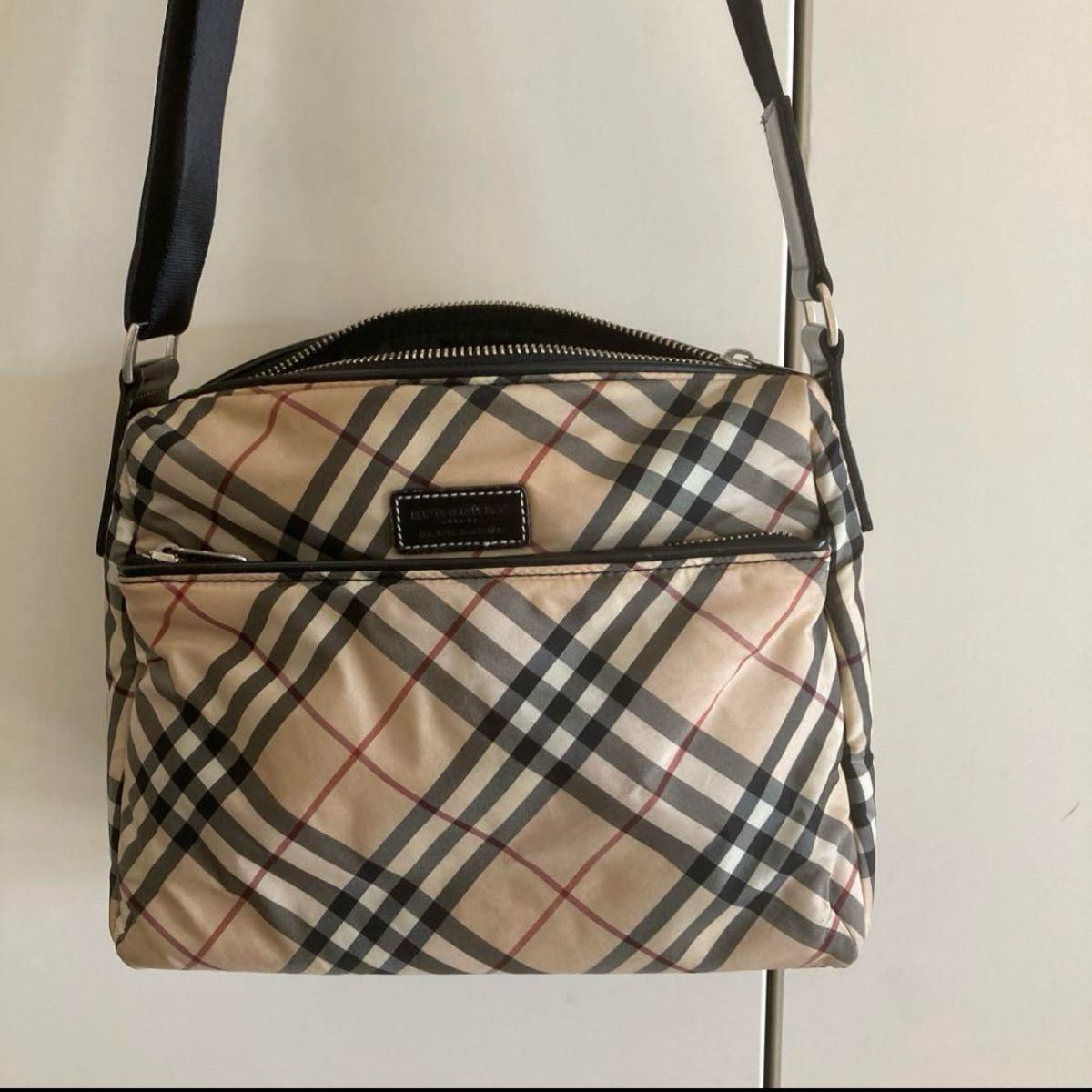 バーバリーブルーレーベル　ショルダー斜めがけバッグ