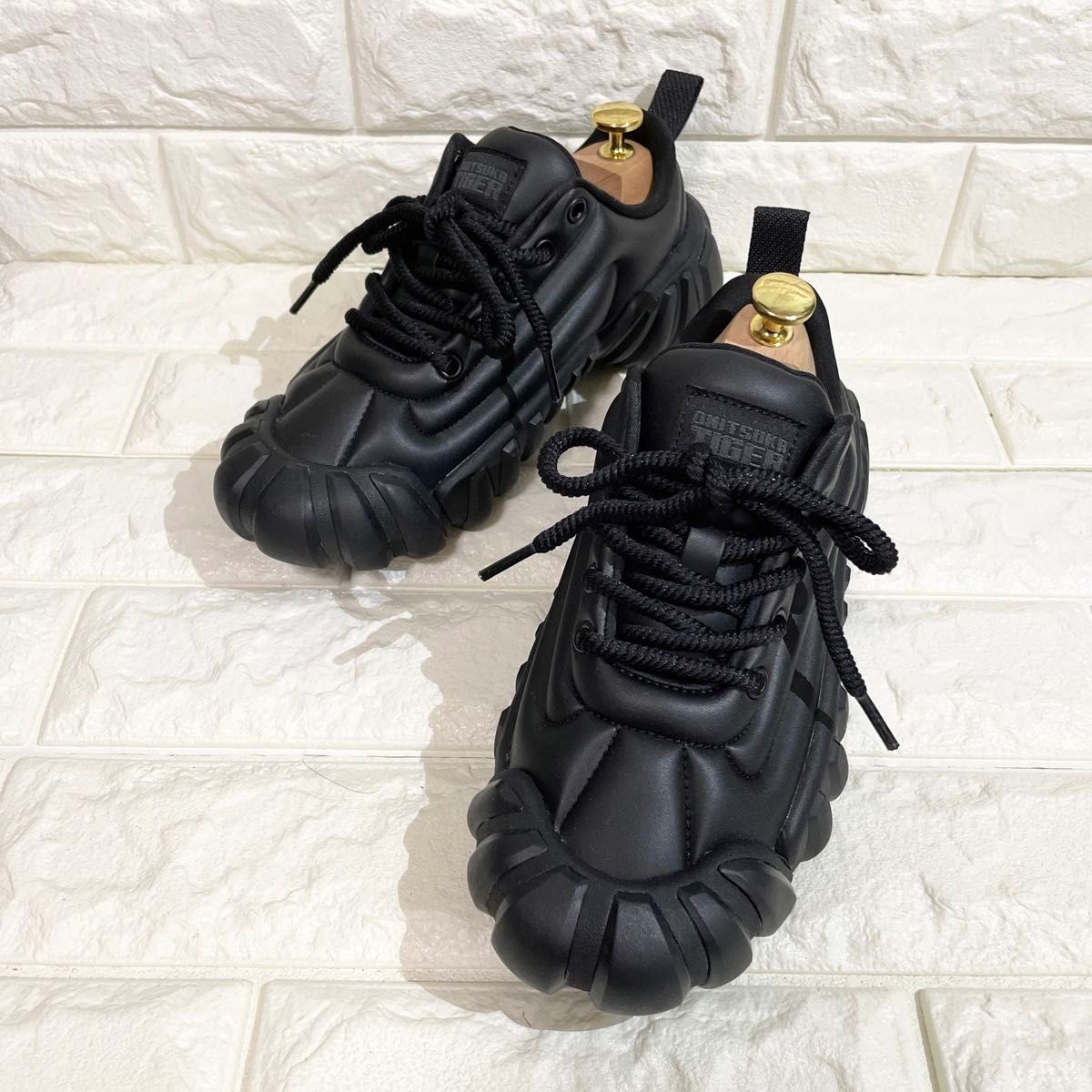 極美品】Onitsuka Tiger オニツカタイガー DENTIGRE PUFF 極美品】Onitsuka Tiger オニツカタイガー DENTIGRE PUFF