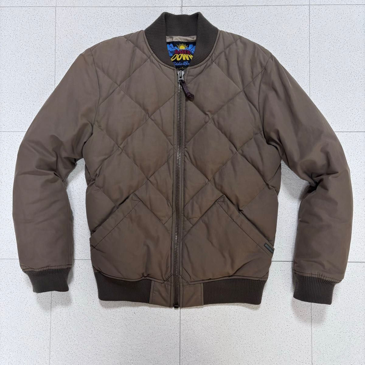 Eddie Bauer スカイライナー 日の出タグ 復刻 カーキ xs Eddie Bauer スカイライナー 日の出タグ 復刻 カーキ xs