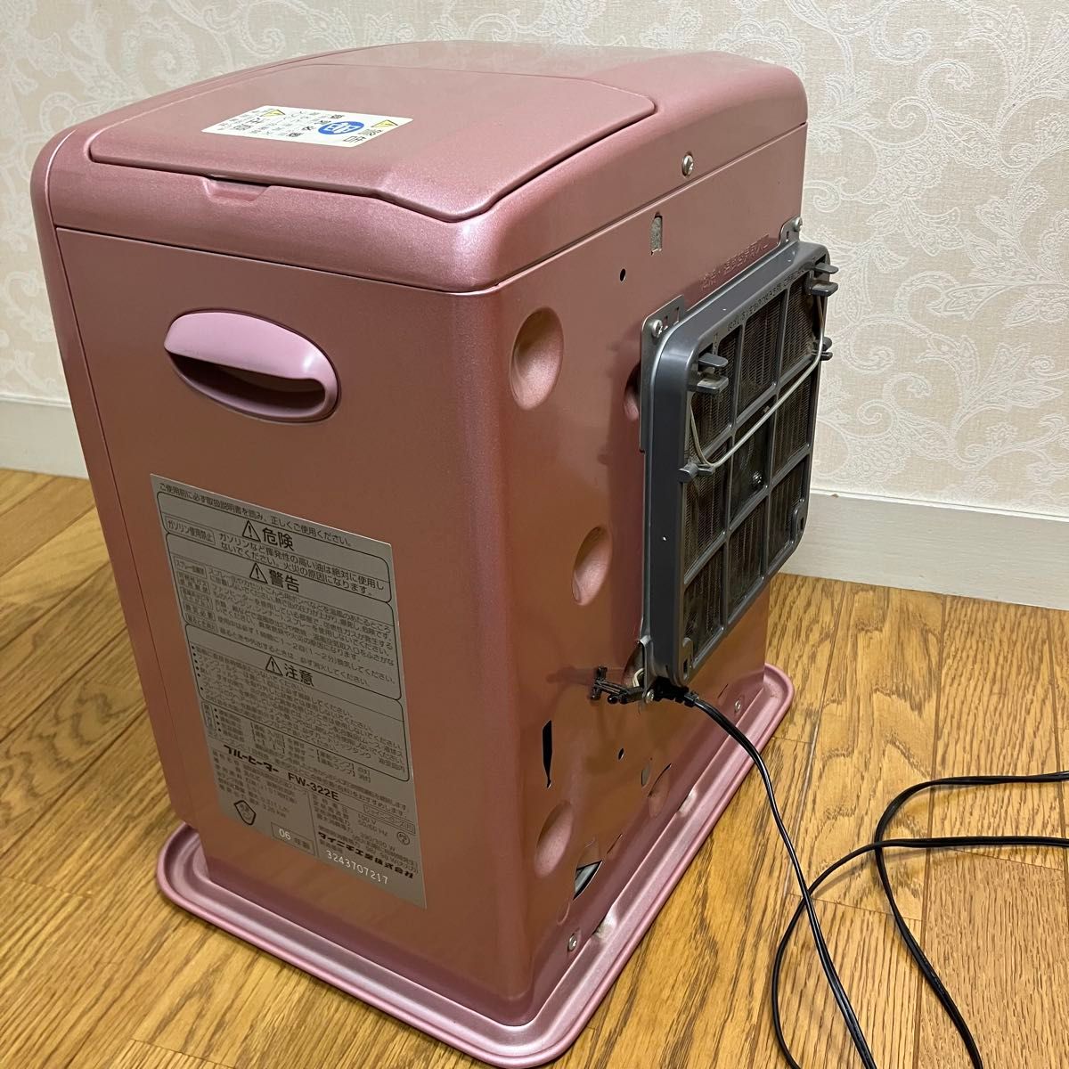 ダイニチ 石油ファンヒーター 暖房器具 ストーブ ブルーヒーター ダイニチ 石油ファンヒーター 暖房器具 ストーブ ブルーヒーター