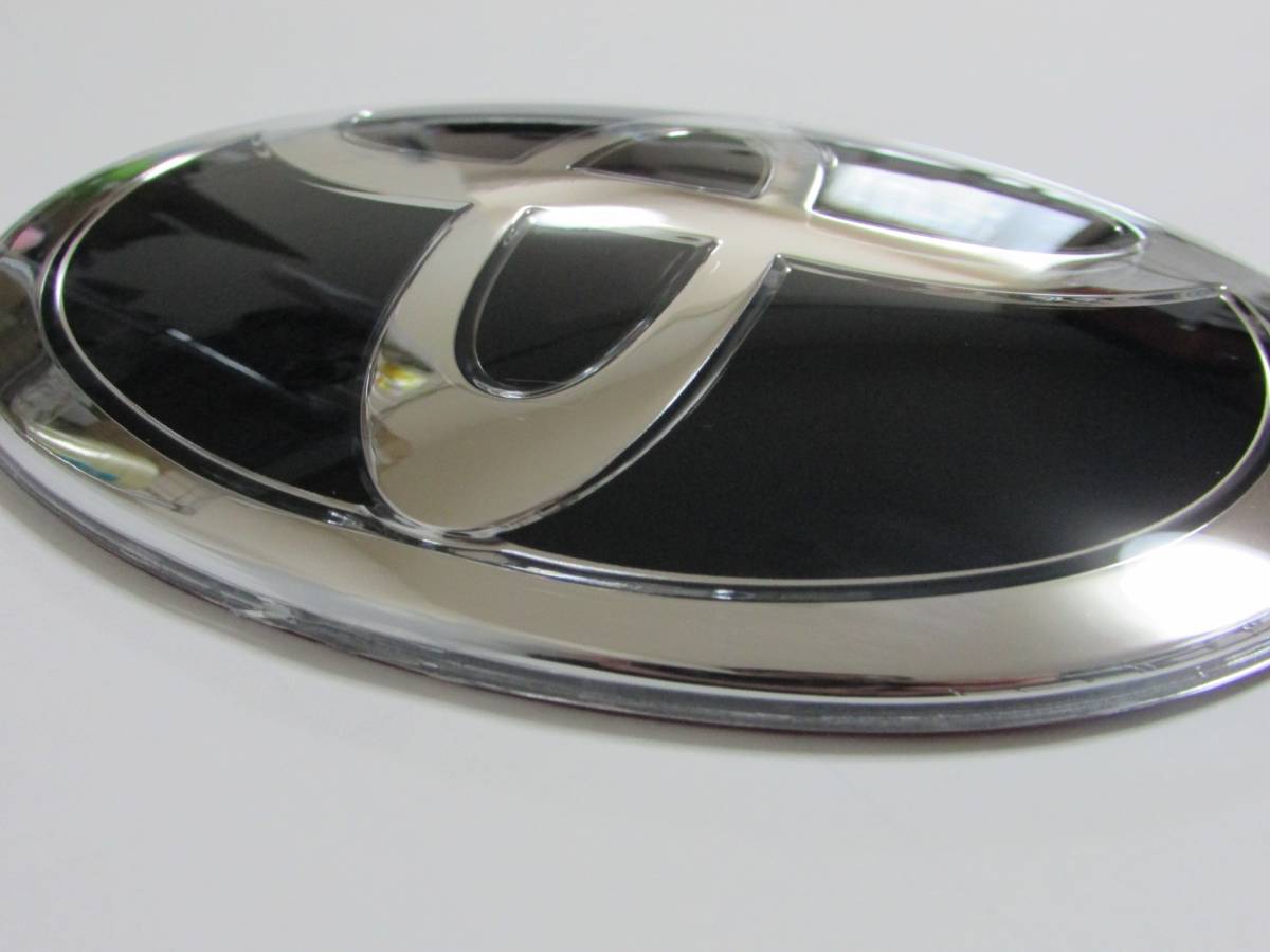 TOYOTA トヨタ エンブレム ブラック 鏡面 170mm×115mm