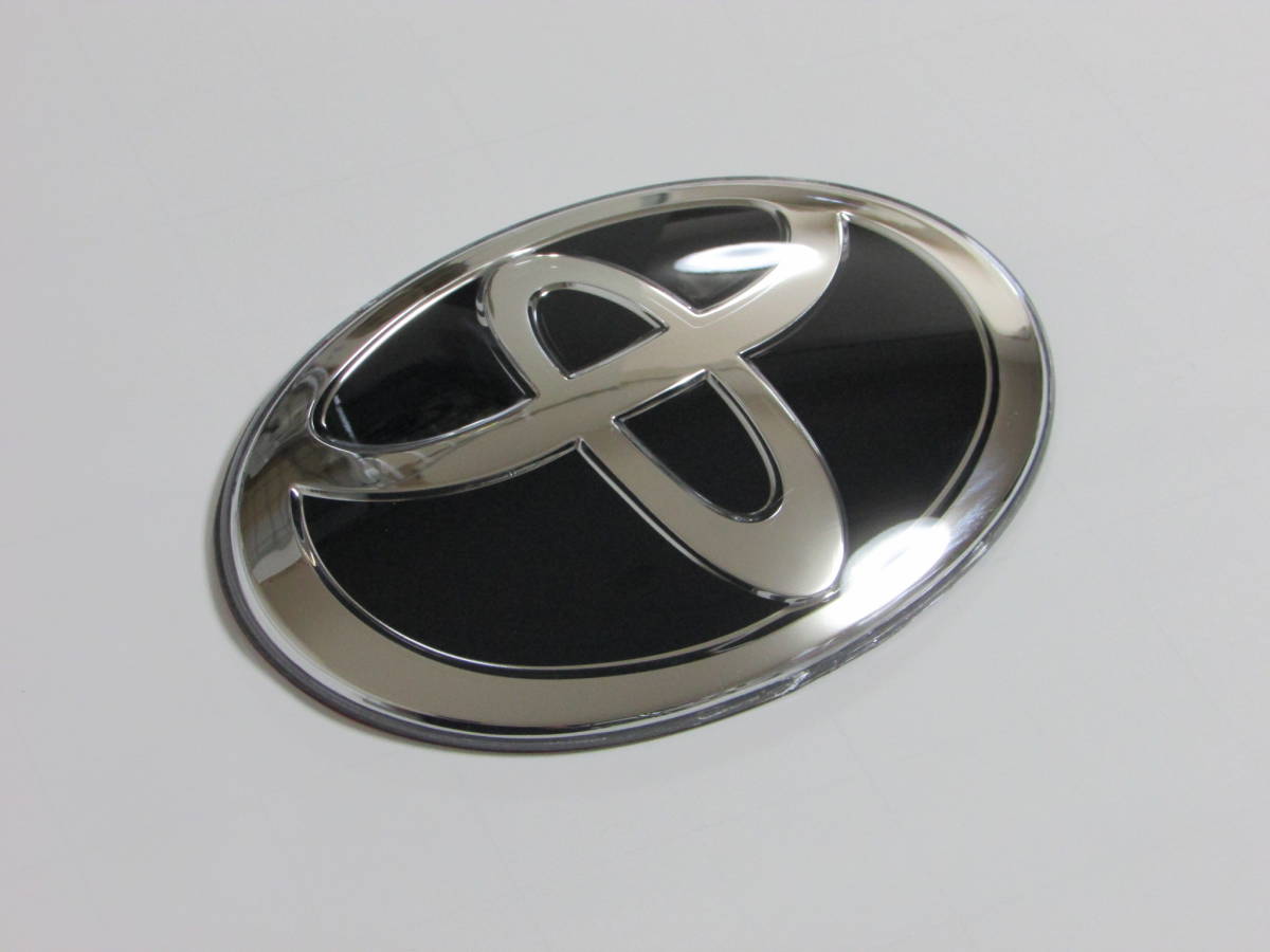 TOYOTA トヨタ エンブレム ブラック 鏡面 170mm×115mm