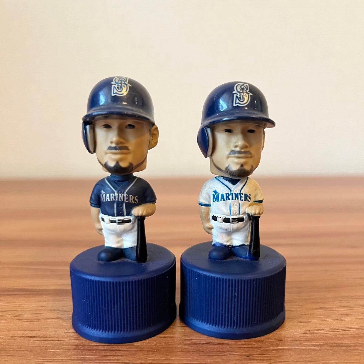 イチロー ペプシ ボトルキャップ ボブルヘッド 首振り 2個セット イチロー ペプシ ボトルキャップ ボブルヘッド 首振り 2個セット