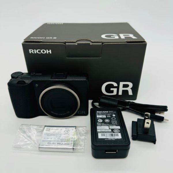 ■極上品■ RICOH GR III 【ショット数 3939回】