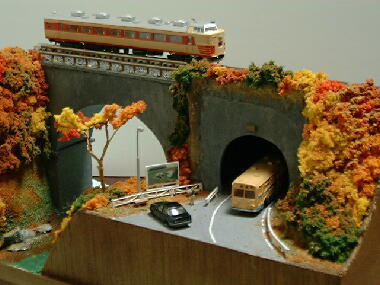 大人気新作 ゆめレール 日本の鉄道風景ジオラマミニ 紅葉の渓谷と