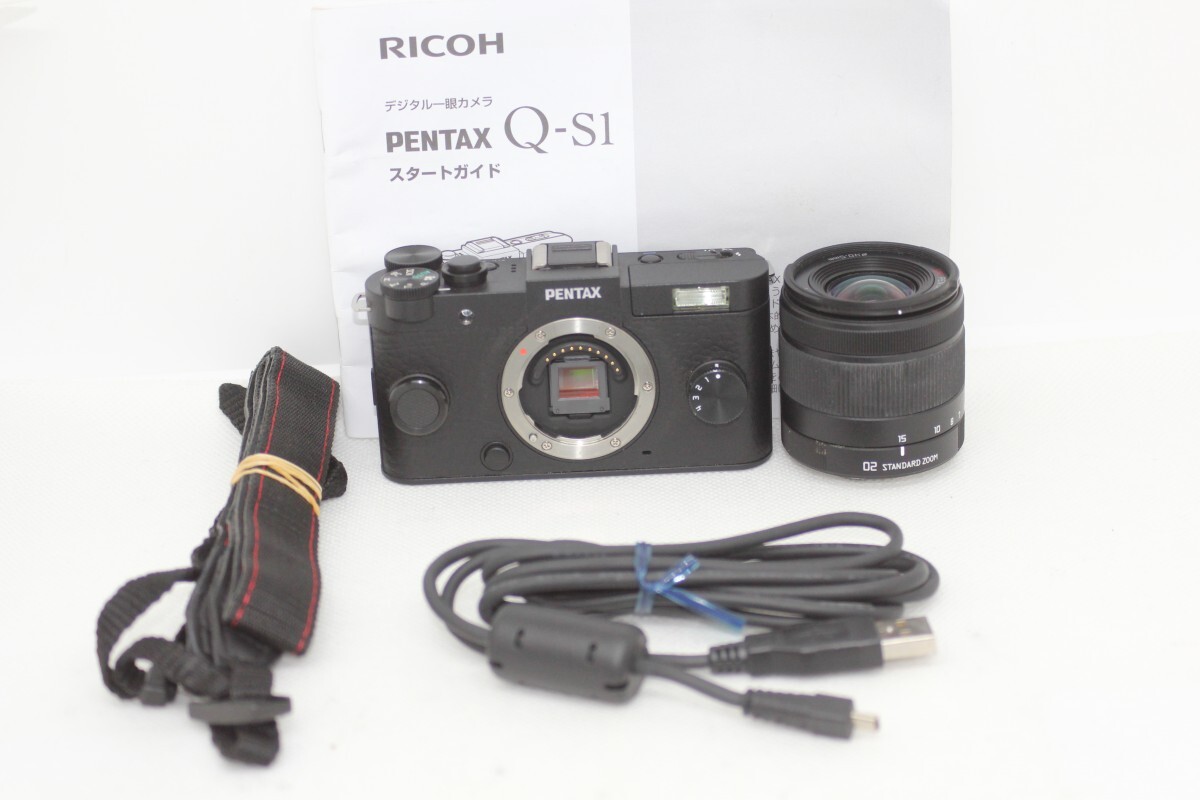 PENTAX ミラーレス一眼 Q-S1 ズームレンズキット [標準ズーム 02 PENTAX ミラーレス一眼 Q-S1 ズームレンズキット [標準ズーム 02