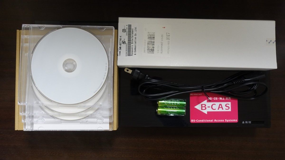 Panasonic DMRーBZT760 6TB新品HDD換装済み(DR 555時間)+純正 Panasonic DMRーBZT760 6TB新品HDD換装済み(DR 555時間)+純正