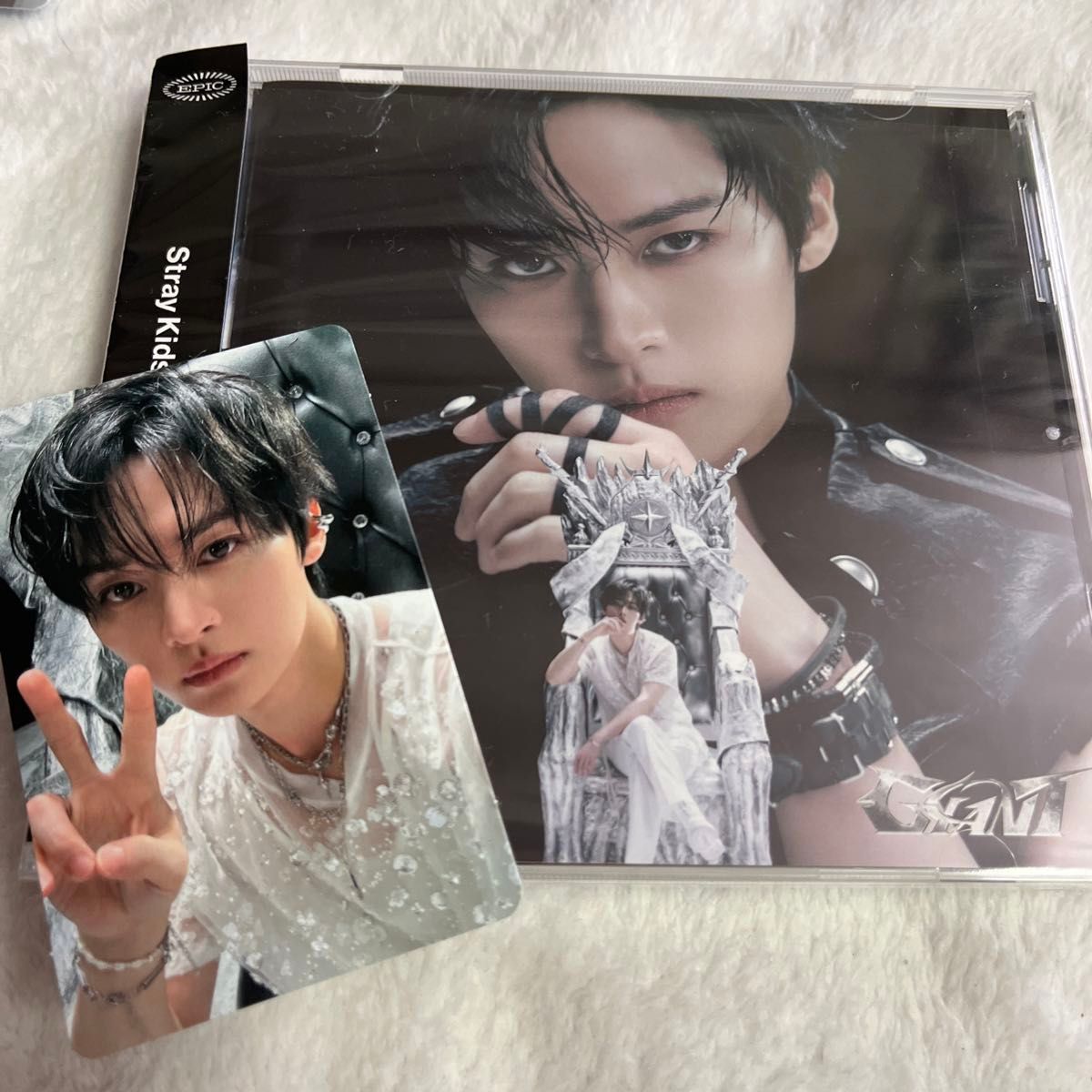 Stray Kids スキズ Leeknow リノ FC盤 封入 トレカ|Yahoo Stray Kids スキズ Leeknow リノ FC盤 封入 トレカ|Yahoo