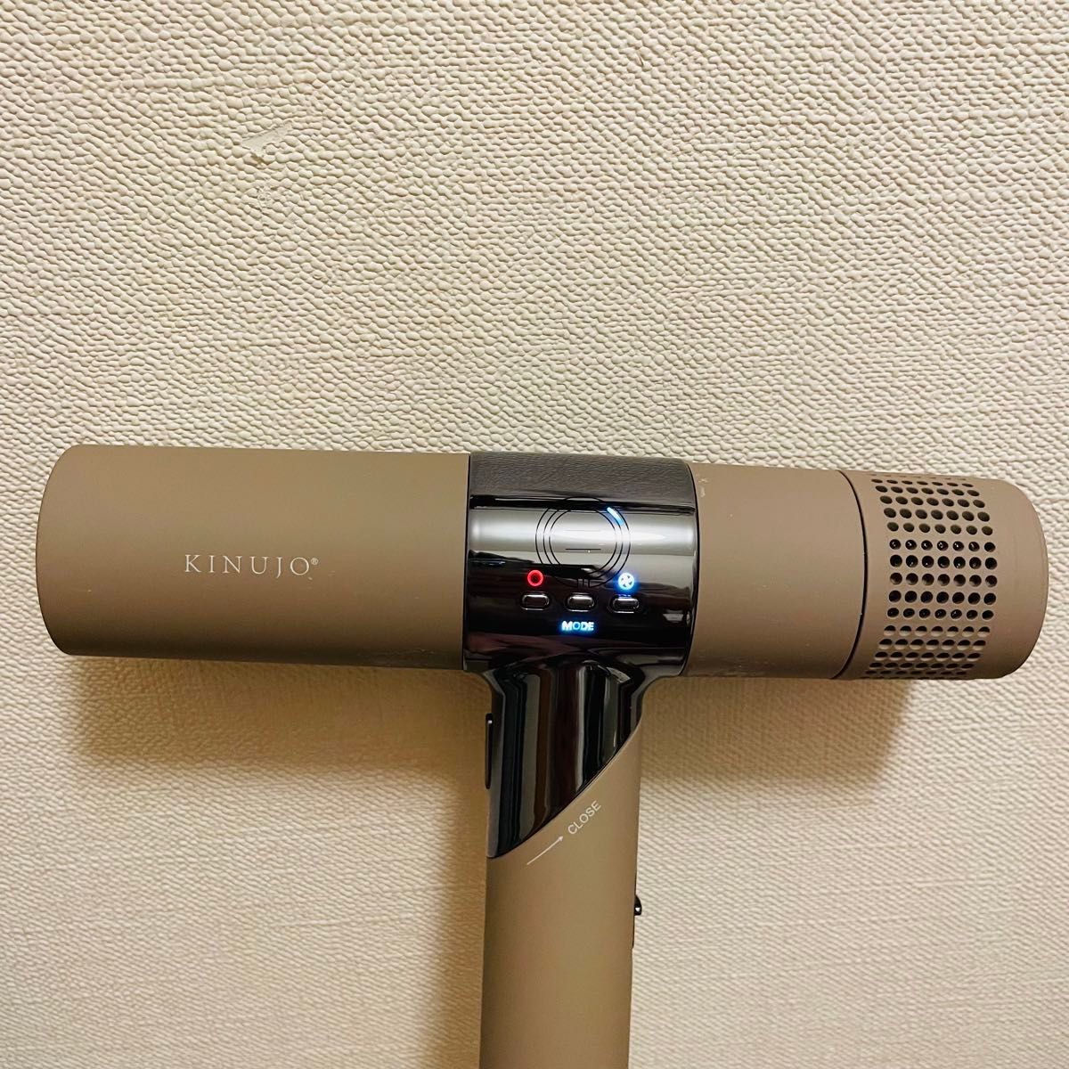 訳あり ジャンク KINUJO 絹女 ヘアードライヤー モカ KH002 訳あり ジャンク KINUJO 絹女 ヘアードライヤー モカ KH002
