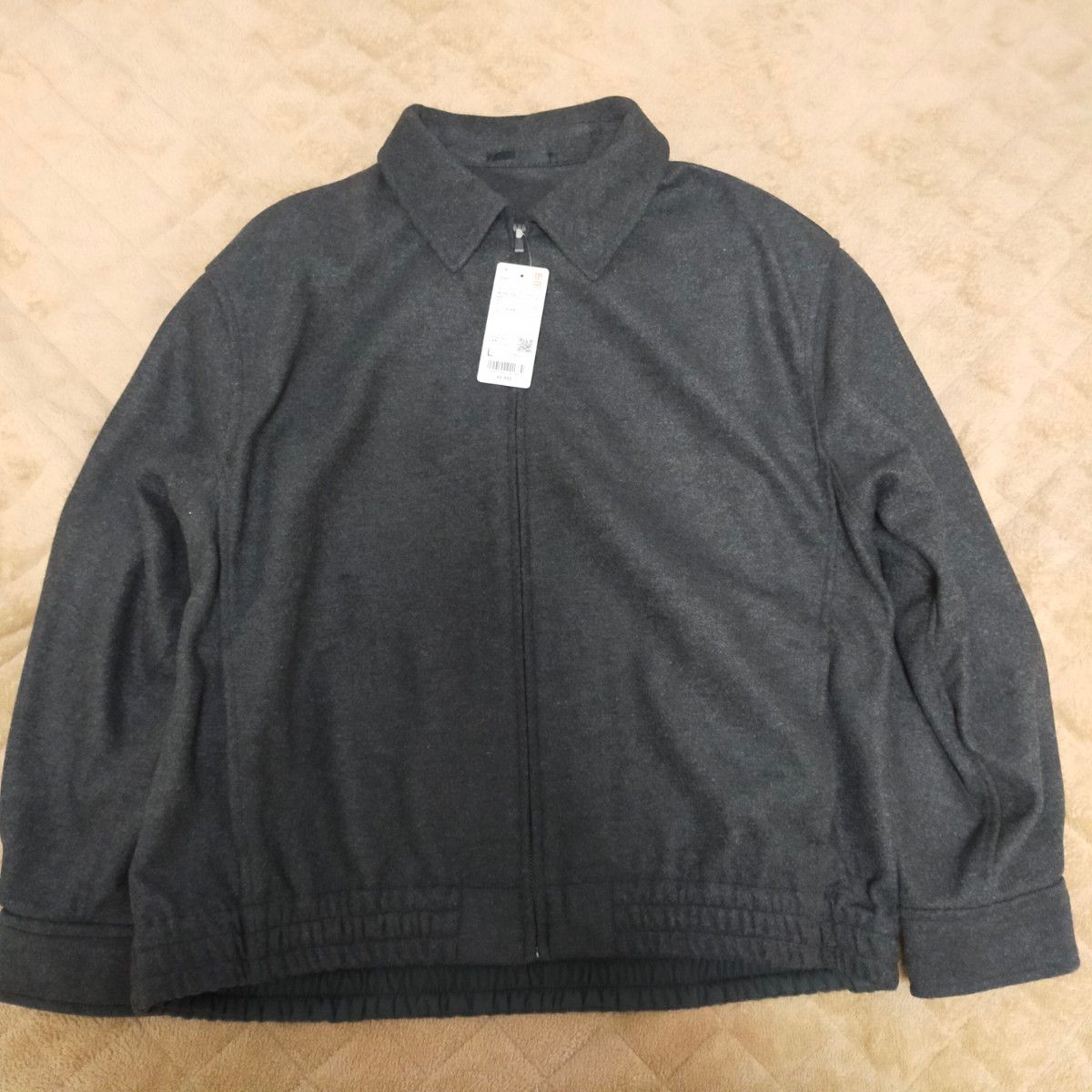 新品未使用タグ付き】UNIQLO ブラッシュドジャージーオーバー 新品未使用タグ付き】UNIQLO ブラッシュドジャージーオーバー