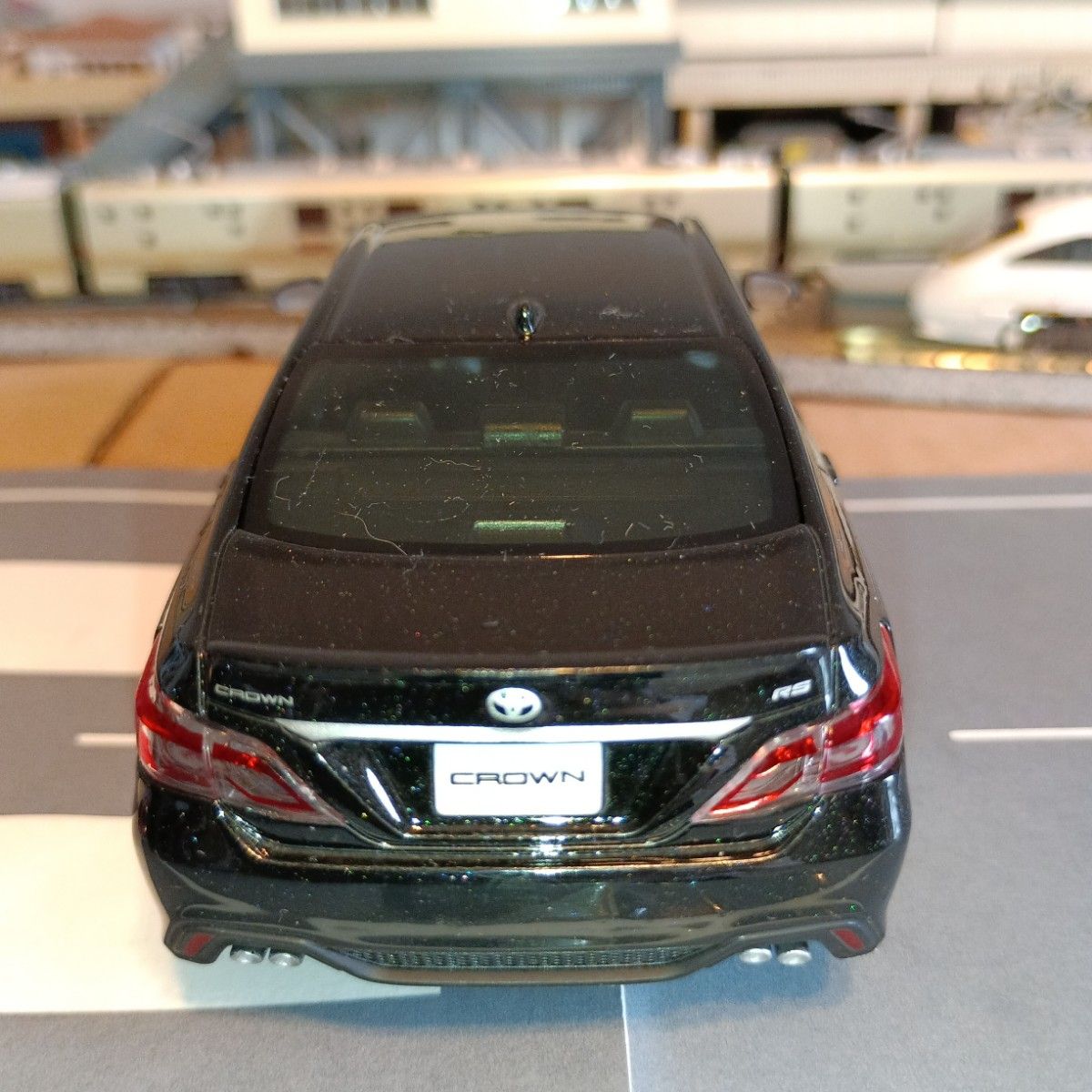 1/30 ミニカー TOYOTA crown クラウンRS advance カラーサンプル 1/30 ミニカー TOYOTA crown クラウンRS advance カラーサンプル