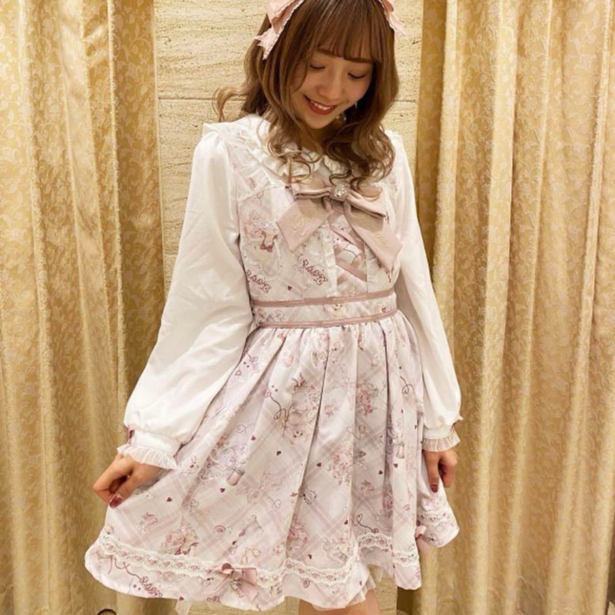 激レア リズリサ LIZ LISA Sewing Bear柄ワンピース ピンク クマ 激レア リズリサ LIZ LISA Sewing Bear柄ワンピース ピンク クマ