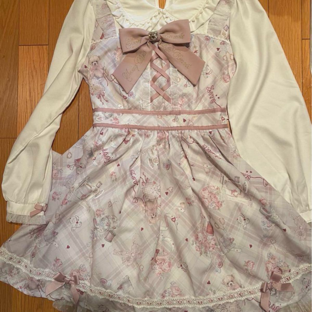 激レア リズリサ LIZ LISA Sewing Bear柄ワンピース ピンク クマ 激レア リズリサ LIZ LISA Sewing Bear柄ワンピース ピンク クマ
