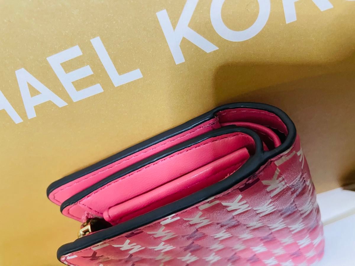 MICHAEL KORS 二つ折り財布 ピンク MKロゴ|Yahoo!フリマ(旧 MICHAEL KORS 二つ折り財布 ピンク MKロゴ|Yahoo!フリマ(旧