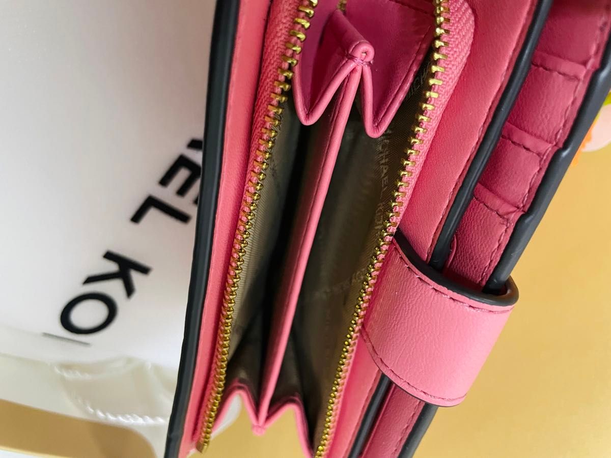 MICHAEL KORS 二つ折り財布 ピンク MKロゴ|Yahoo!フリマ(旧 MICHAEL KORS 二つ折り財布 ピンク MKロゴ|Yahoo!フリマ(旧