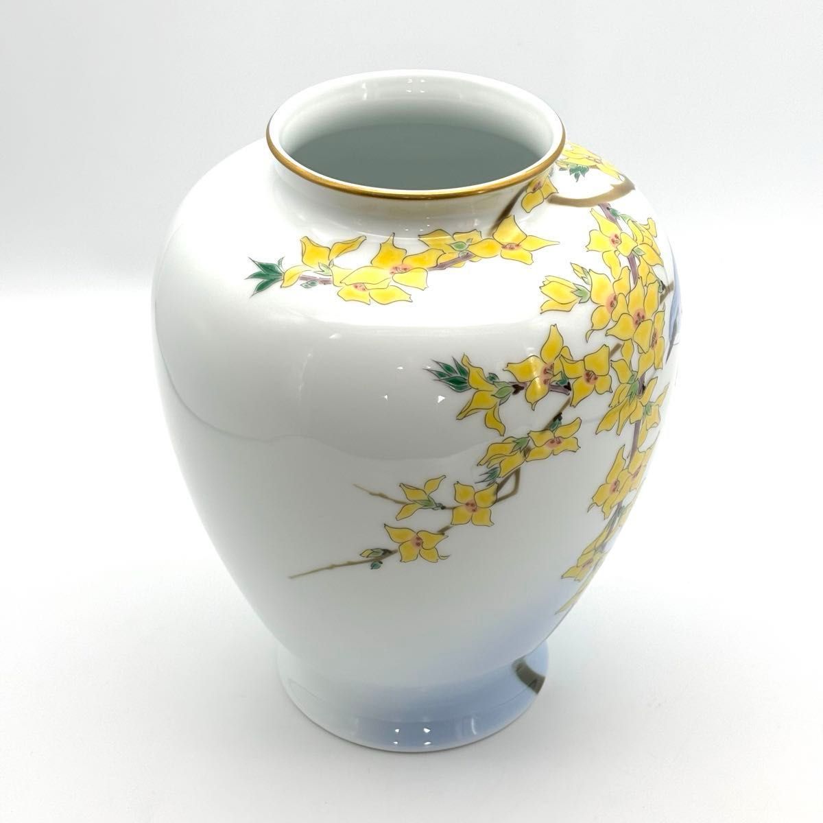 宮内庁御用達 深川製磁 花鳥紋 花瓶/フラワーベース 壺 花器 宮内庁御用達 深川製磁 花鳥紋 花瓶/フラワーベース 壺 花器