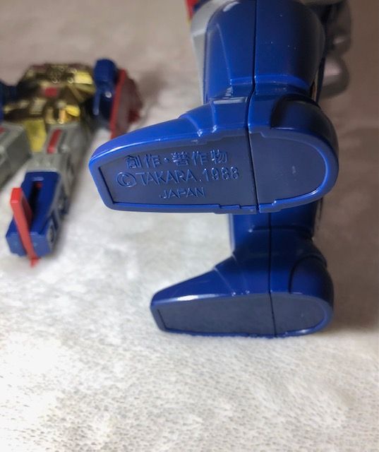 絶版品 当時物】トランスフォーマー C201 プリテンダー メタル 絶版品 当時物】トランスフォーマー C201 プリテンダー メタル