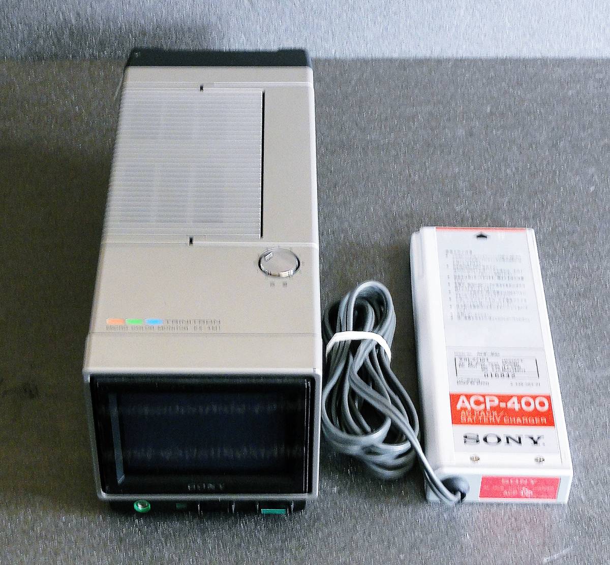 1983年 SONY VIDEO MONITOR KX-4M1 4インチトリニトロン 美品 1983年 SONY VIDEO MONITOR KX-4M1 4インチトリニトロン 美品