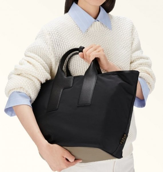 新品 FURLA フルラ★ LARGE PIUMA ラージ トートバッグ L ブラック 黒 2Way【送料無(wú)料】