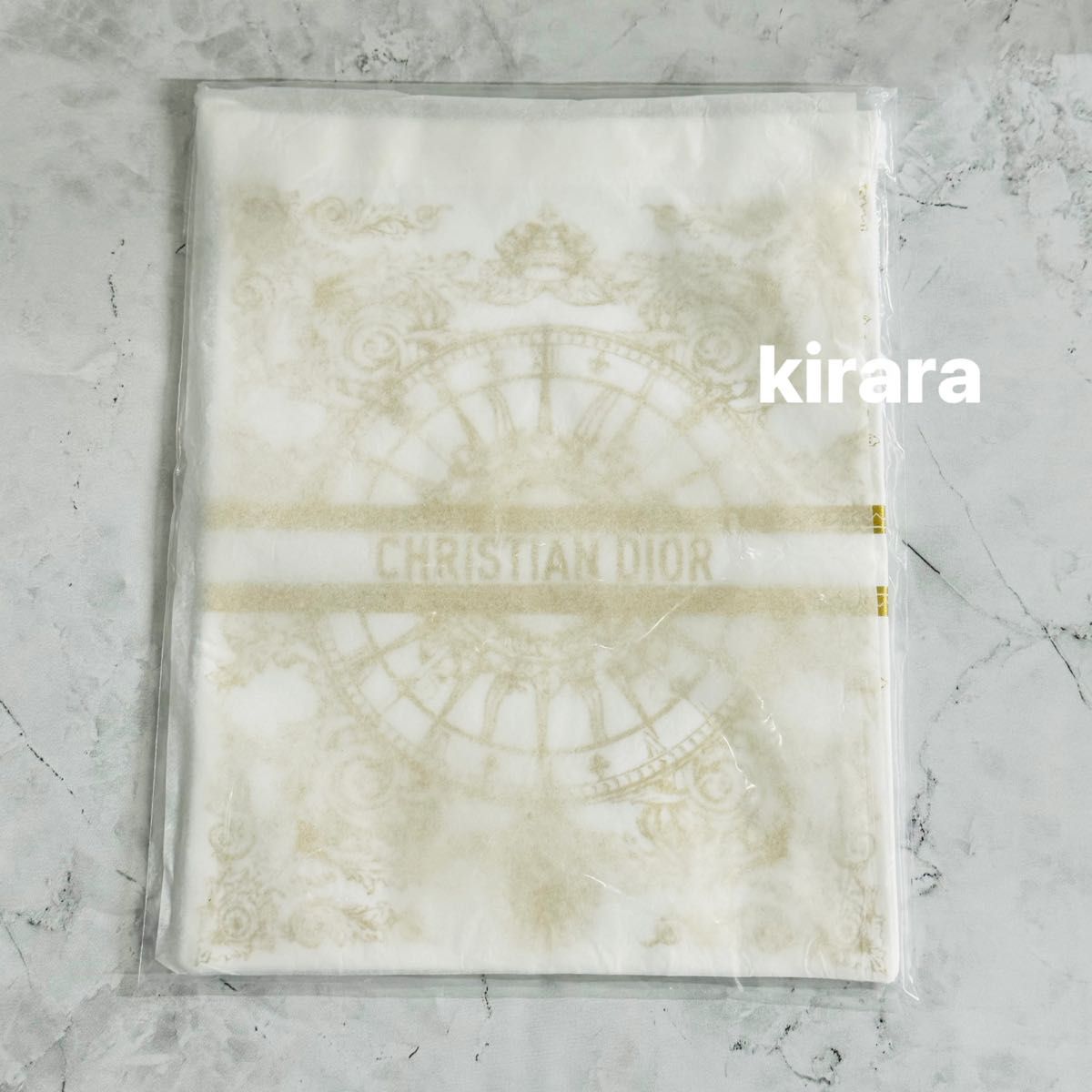 新品未開封】Dior 巾着袋 ポーチ 2024 ホリデー ノベルティ 新品未開封】Dior 巾着袋 ポーチ 2024 ホリデー ノベルティ