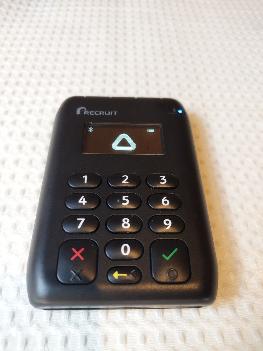 【美品】エアペイairpayカードリーダーRECRUITリクルート MIURA エアペイ カードリーダー RECRUIT AirPay MIURA ミウラ