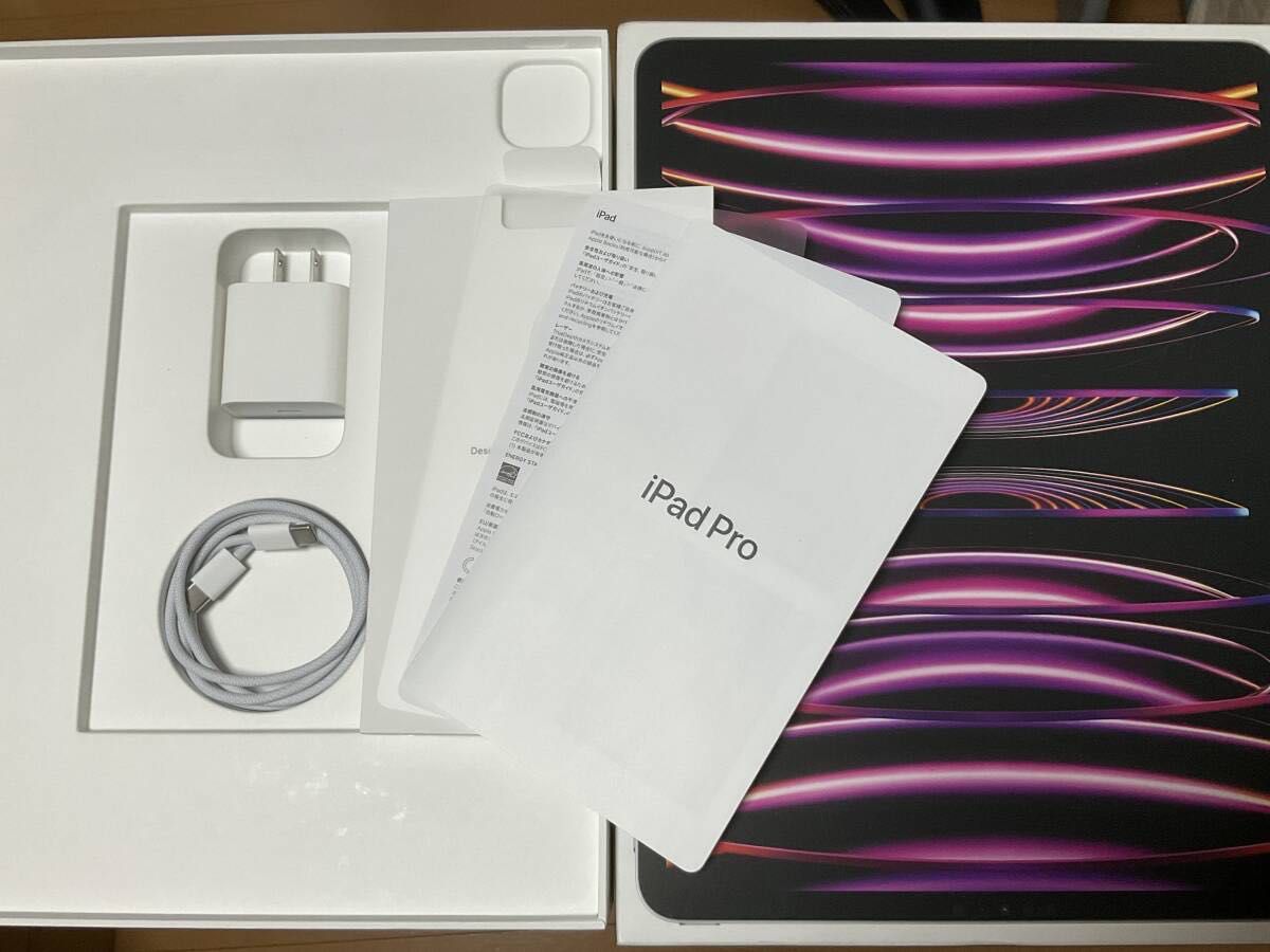 新品同様 iPad Pro12 9インチ 第6世代 512GB 最大容量100 新品同様 iPad Pro12 9インチ 第6世代 512GB 最大容量100