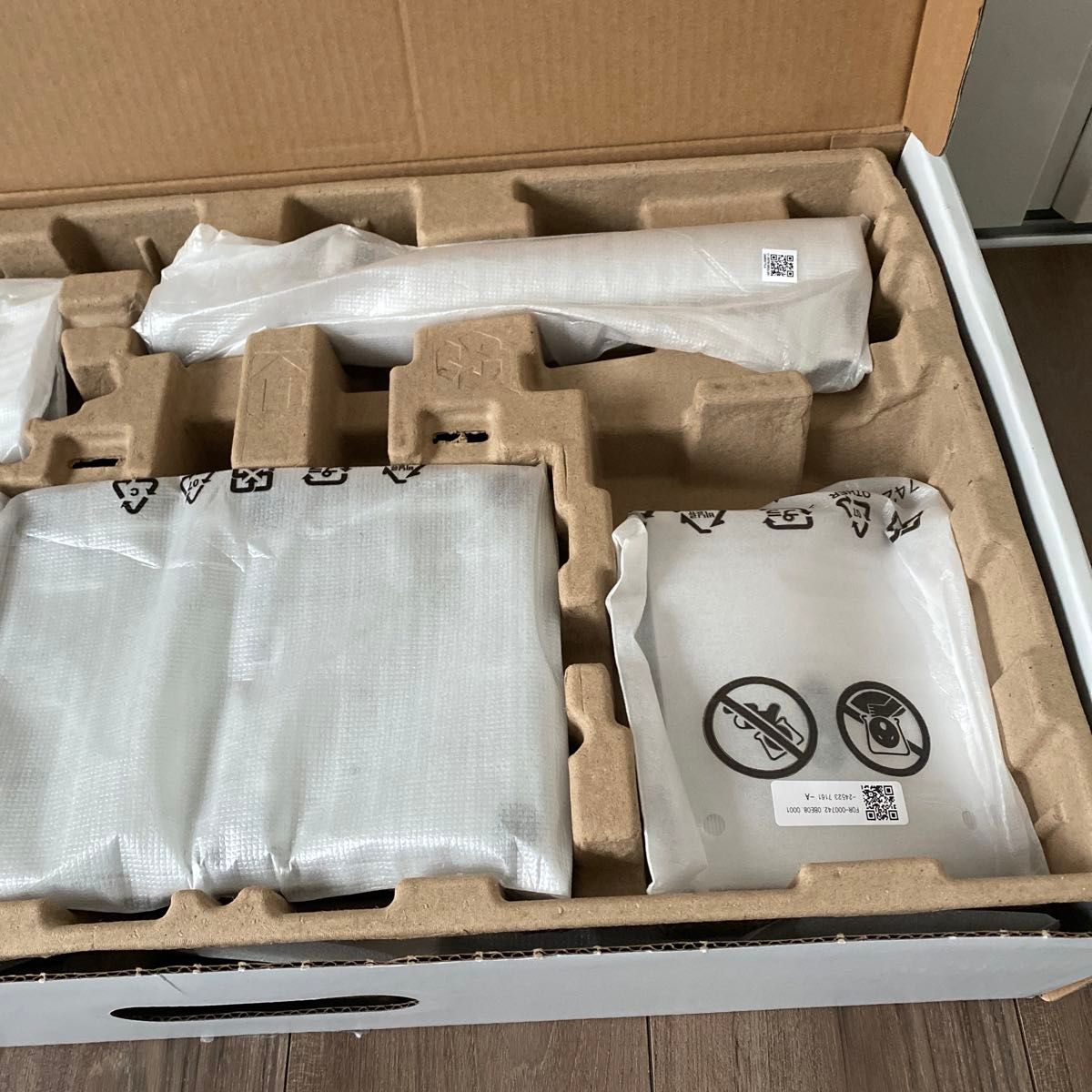 未使用品 Dell デル 24 モニター - S2425HS パソコン 未使用品 Dell デル 24 モニター - S2425HS パソコン