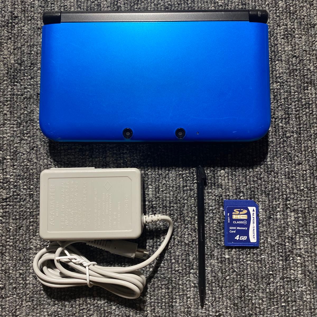 ニンテンドー3DS LL ブルー×ブラック 充電器付き|Yahoo!フリマ ニンテンドー3DS LL ブルー×ブラック 充電器付き|Yahoo!フリマ