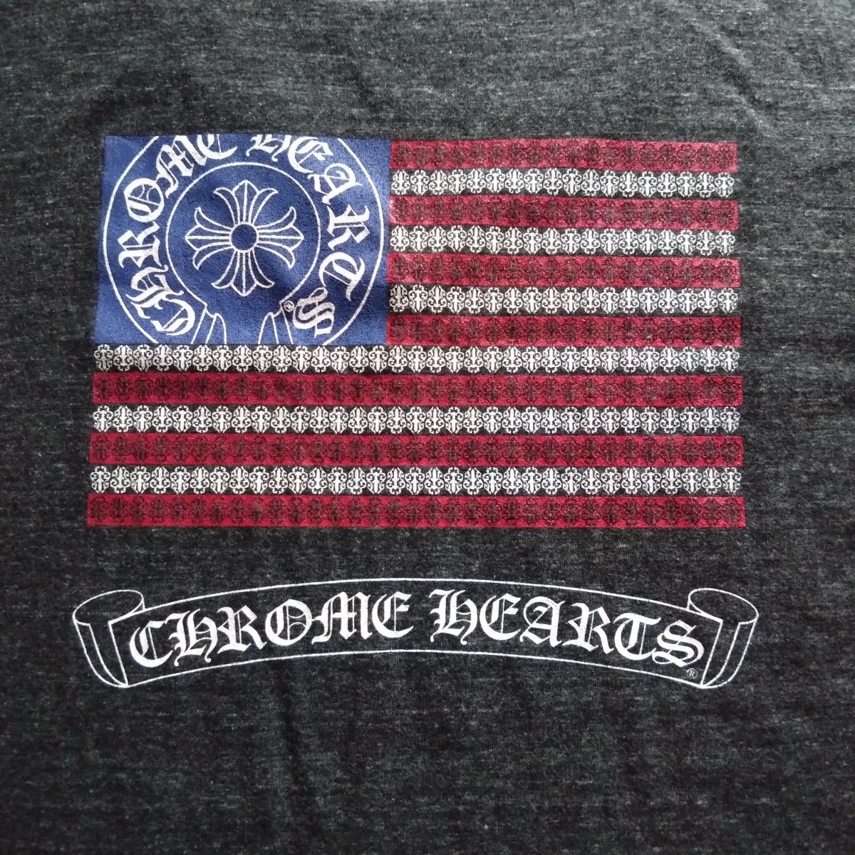 希少サイズ CHROME HEARTS 星条旗ダガー VネックTシャツ XL 希少サイズ CHROME HEARTS 星条旗ダガー VネックTシャツ XL