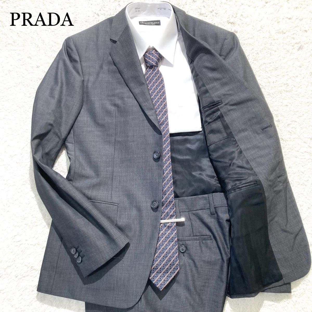 近年モデル 極美品】PRADA スーツ セットアップ ブラック 格子柄 近年モデル 極美品】PRADA スーツ セットアップ ブラック 格子柄
