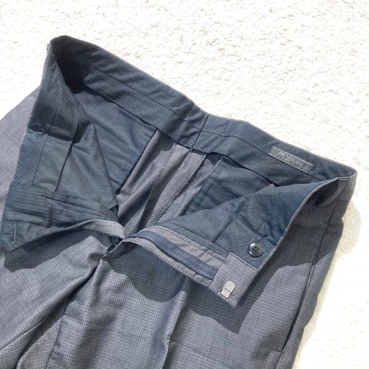 近年モデル 極美品】PRADA スーツ セットアップ ブラック 格子柄 近年モデル 極美品】PRADA スーツ セットアップ ブラック 格子柄