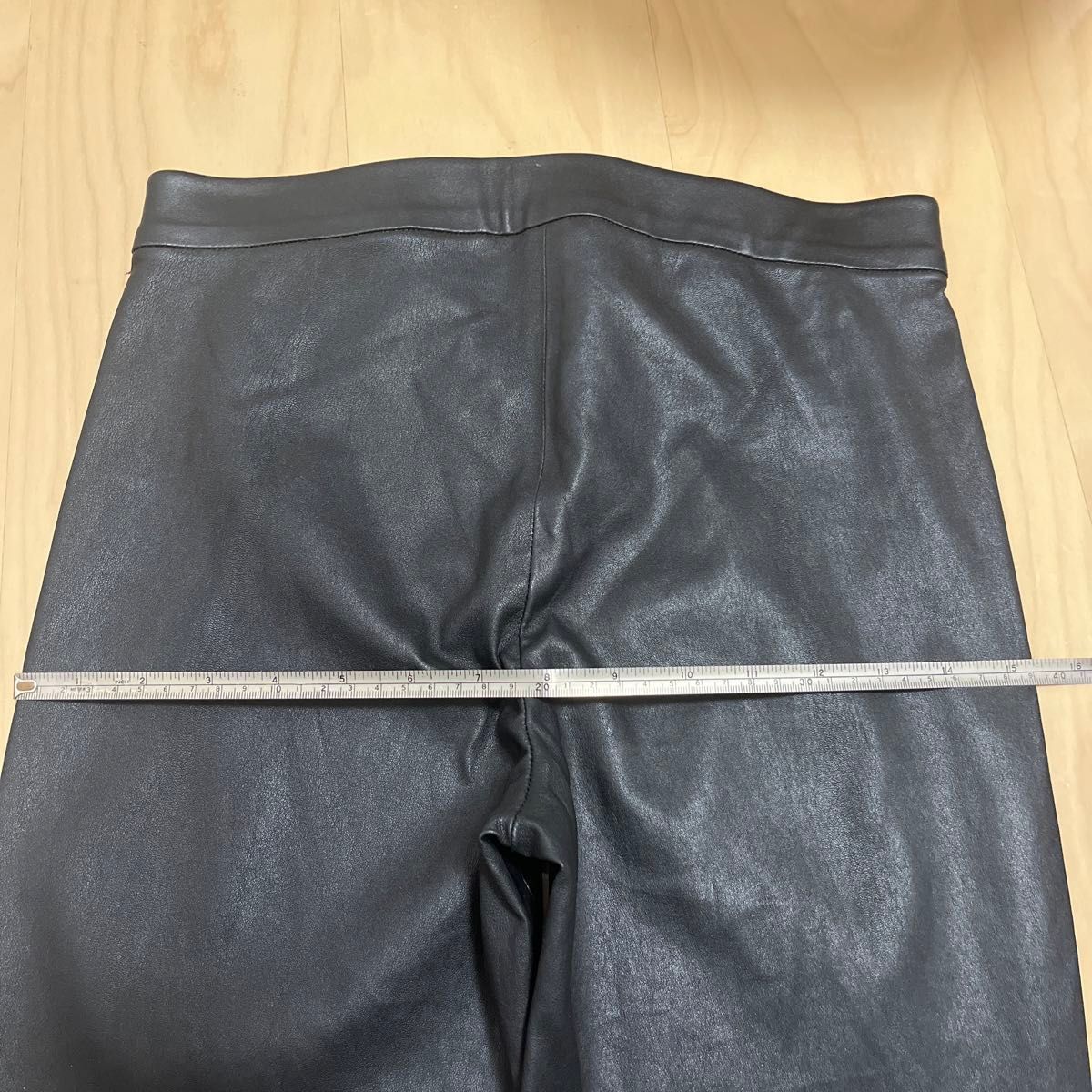 新品 Theory セオリー レザーパンツ レギンス 羊革 本革 New 新品 Theory セオリー レザーパンツ レギンス 羊革 本革 New