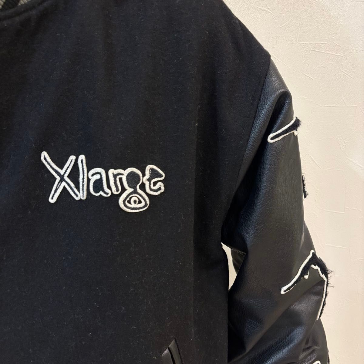 激レア】XLARGE x DEATHNOTE VARSITY JACKET L デスノート 激レア】XLARGE x DEATHNOTE VARSITY JACKET L デスノート
