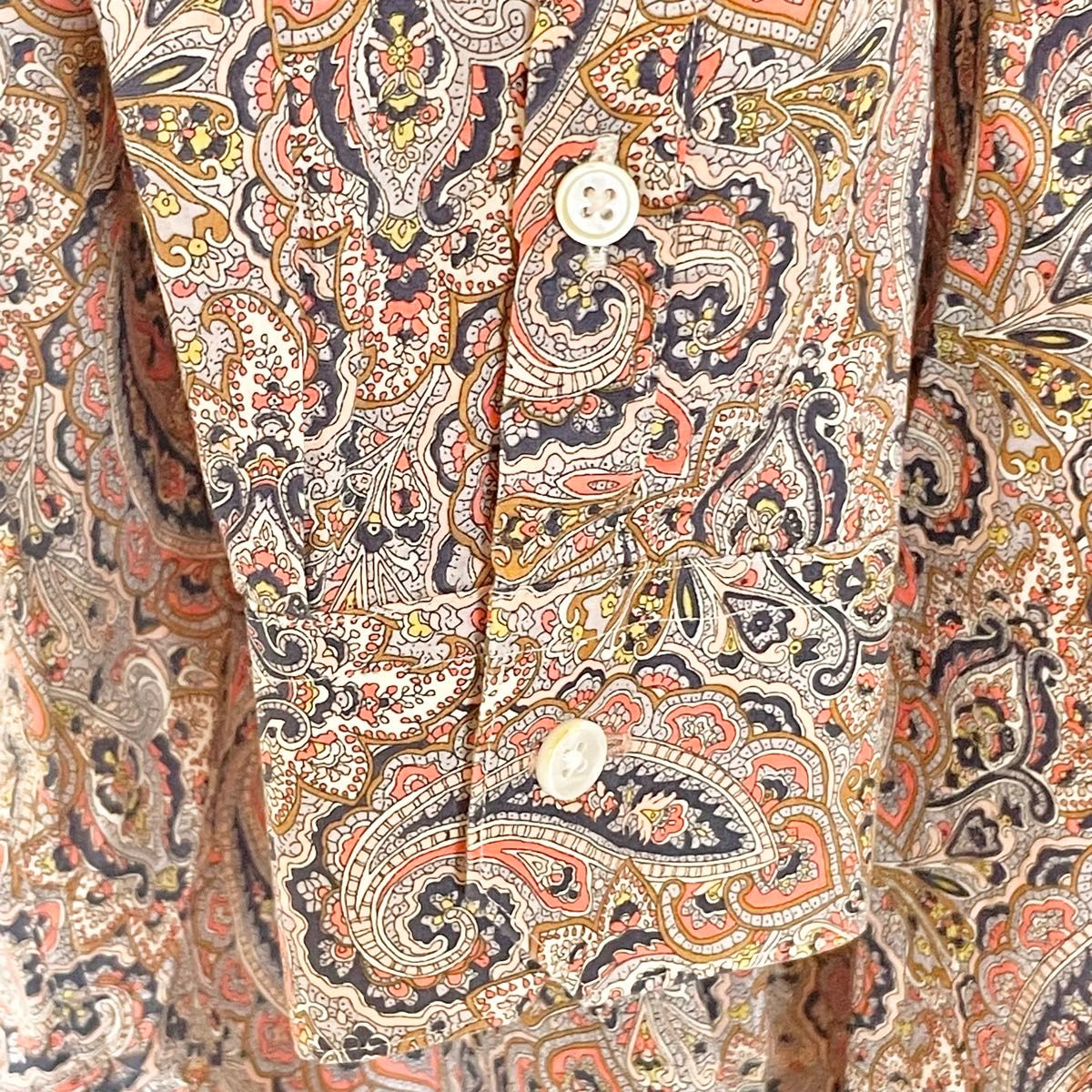 極美品 現行 ポールスミス(Paul Smith) ペイズリー柄 総柄 金 極美品 現行 ポールスミス(Paul Smith) ペイズリー柄 総柄 金